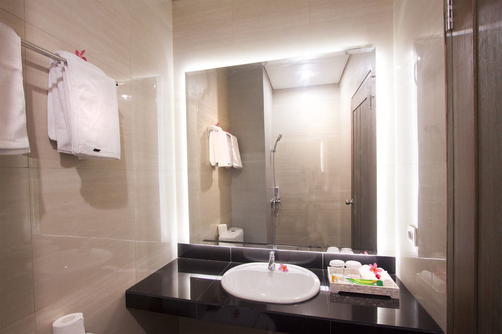 Zen Rooms Seminyak Kayu Jati Zewnętrze zdjęcie