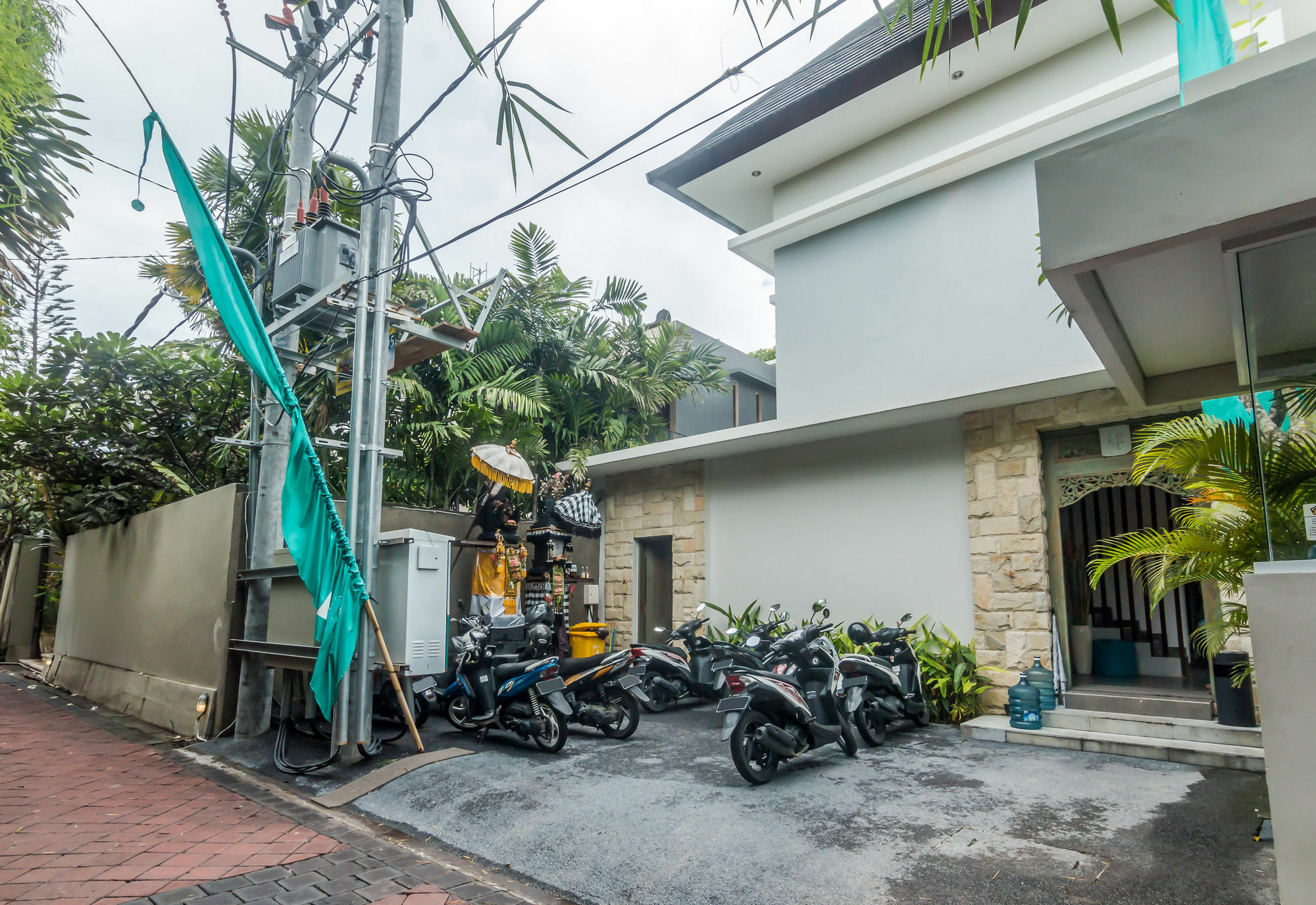 Zen Rooms Seminyak Kayu Jati Zewnętrze zdjęcie